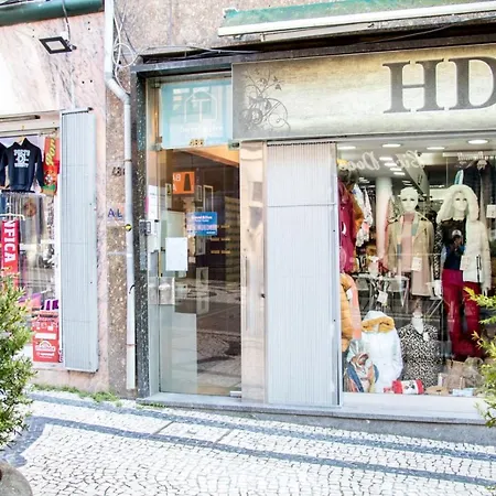 Travel & Live * Oporto